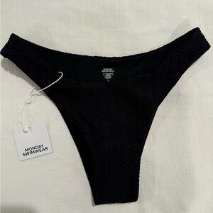 NWT Monday Swimwear Byron Bottom Size S